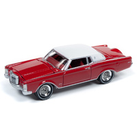 Johnny Lightning 1:64 Scale Classic Gold - 1969 Lincoln Continental Mark III
