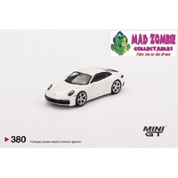 True Scale Miniatures Mini GT 1:64 - Porsche 911 (992) Carrera S White