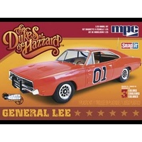 1:25 Dukes of Hazzards General Lee Plastic Kit Movie