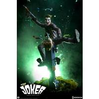 Batman - Joker Premium Format 1:4 Scale Statue