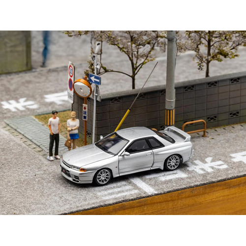Focal Horizon 1/64 - Nissan Skyline GTR R32 S Tune Nismo Metallic Silver