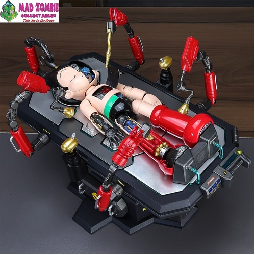Mighty Atom (Astro Boy): Atom Plastic Model Kit Deluxe Version