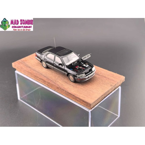 Fine Work 1/64 Scale - Lexus LS400 XF10 (UCF10) Black-Grey Color Open-Engin Hood, Visible Engine - PRE-ORDER