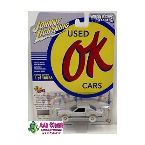 Johnny Lightning - WHITE LIGHTNING CHASE - 1976 Plymouth Volare Road Runner