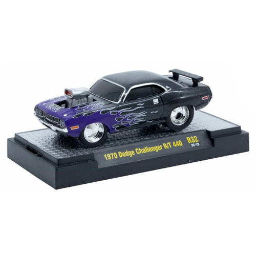 M2 Machine 1/64 Scale Ground Pounders Release 32 - 1970 Dodge Challenger R/T 440