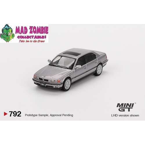 Mini GT 1/64 - BMW 750IL Aspen Silver Metallic
