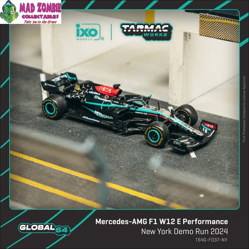Tarmac Works Global 64 - Mercedes-AMG F1 W12 E Performance New York Demo Run 2024 Lewis Hamilton - (PRE-ORDER)